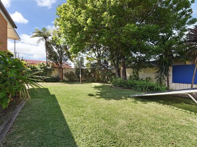 50/2																										Eastbourne Road
														
								Darling Point, NSW 2027, Port Macquarie - Thumbnail 8