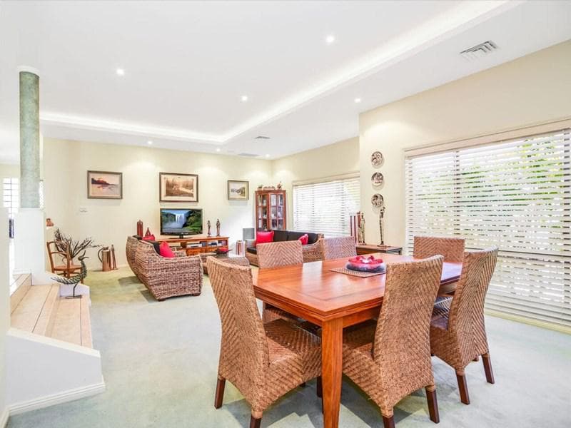 50/2																										Eastbourne Road
														
								Darling Point, NSW 2027, Miranda - Thumbnail 3