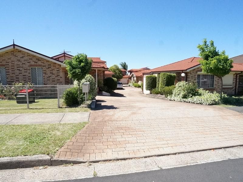 2/7 Hampton St, Fairfield, Fairfield - Image 1