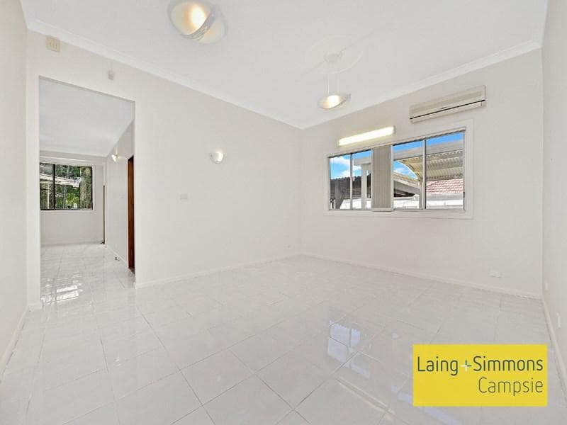 7/28																										South Creek Road
														
								Dee Why, NSW 2099, Punchbowl - Thumbnail 2