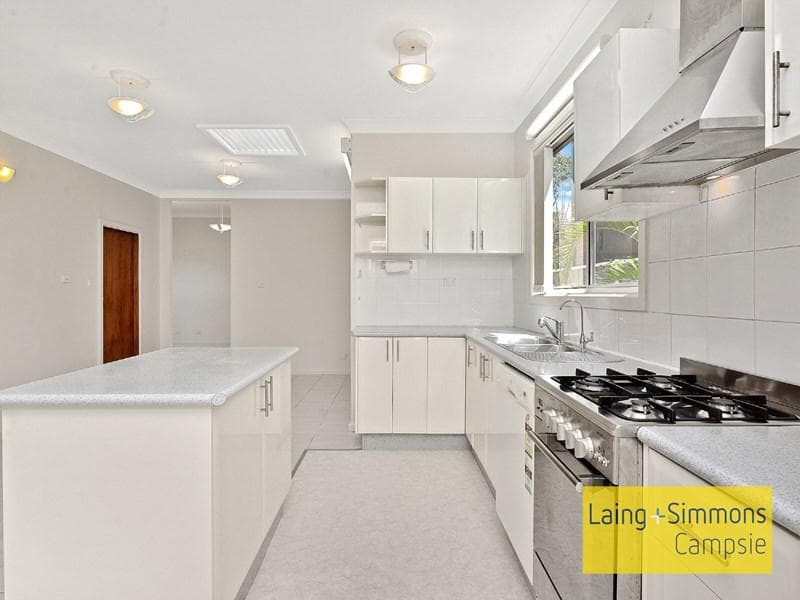 7/28																										South Creek Road
														
								Dee Why, NSW 2099, Punchbowl - Thumbnail 4