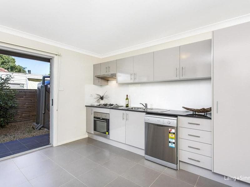 9/90-92 Cox Avenue, Penrith, Penrith - Thumbnail 4