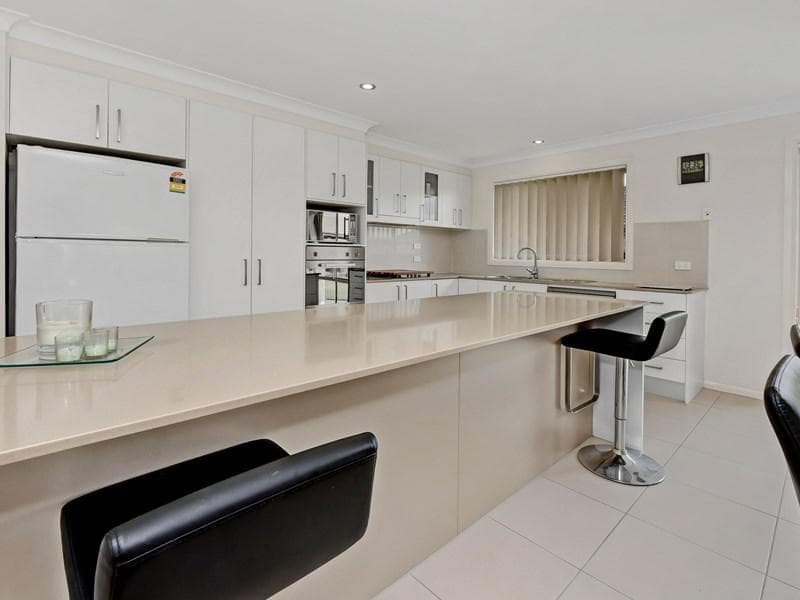 50/2																										Eastbourne Road
														
								Darling Point, NSW 2027, Port Macquarie - Thumbnail 5