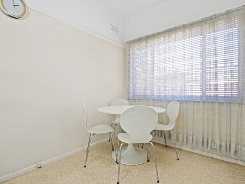 50/2																										Eastbourne Road
														
								Darling Point, NSW 2027, Wentworthville - Thumbnail 3