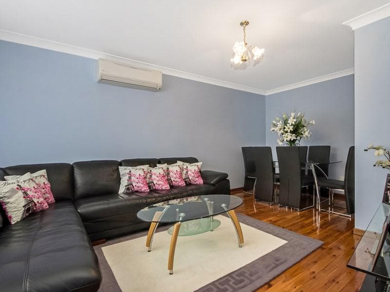 92 Hoyle Drive, Dean Park, Dean Park - Thumbnail 3