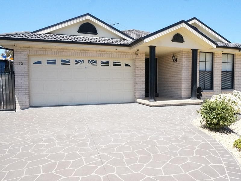 50/2																										Eastbourne Road
														
								Darling Point, NSW 2027, Fairfield West - Thumbnail 2