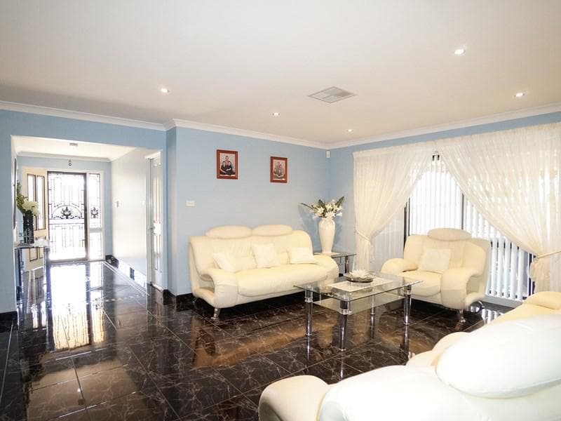 50/2																										Eastbourne Road
														
								Darling Point, NSW 2027, Fairfield West - Thumbnail 5