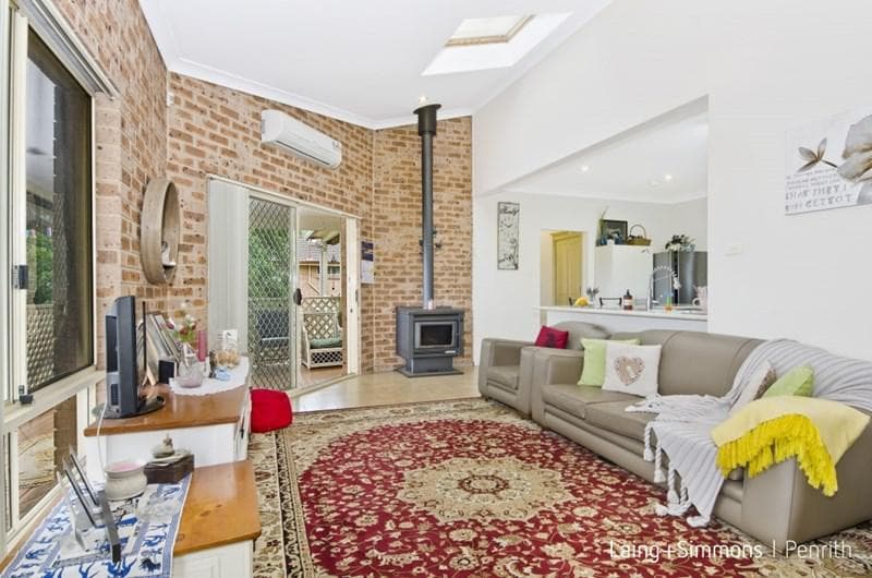 12 Wills Glen, St Clair, St Clair - Thumbnail 5