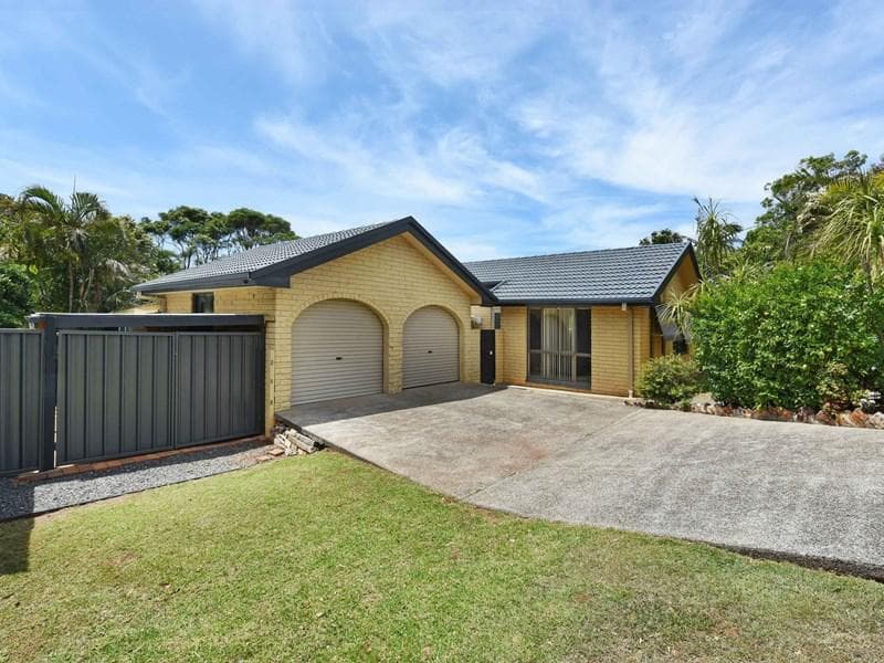50/2																										Eastbourne Road
														
								Darling Point, NSW 2027, Port Macquarie - Thumbnail 2
