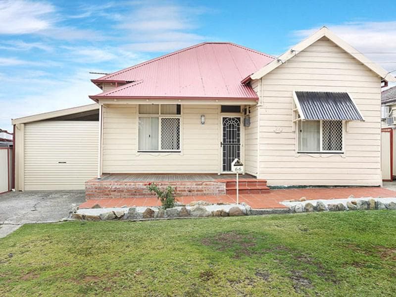 50/2																										Eastbourne Road
														
								Darling Point, NSW 2027, Merrylands - Image 1
