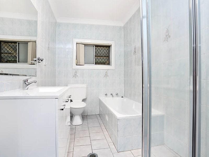 50/2																										Eastbourne Road
														
								Darling Point, NSW 2027, Merrylands - Thumbnail 5