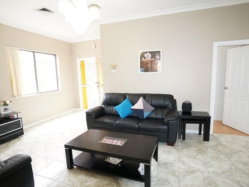 7/28																										South Creek Road
														
								Dee Why, NSW 2099, Canley Heights - Thumbnail 4