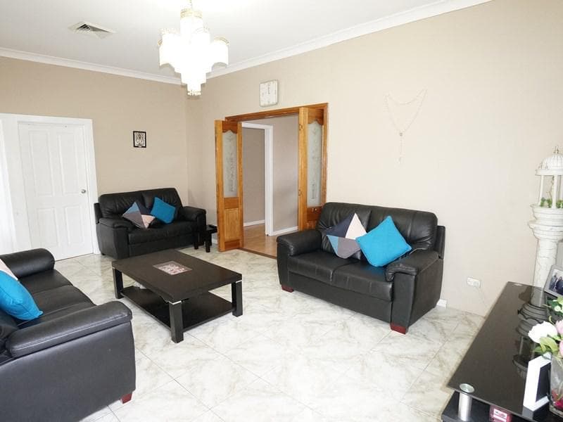 7/28																										South Creek Road
														
								Dee Why, NSW 2099, Canley Heights - Thumbnail 5