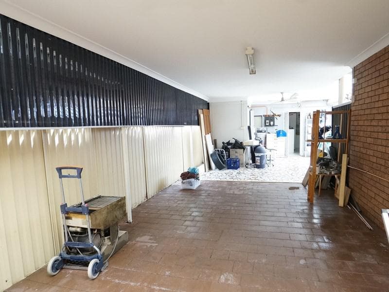 7/28																										South Creek Road
														
								Dee Why, NSW 2099, Canley Heights - Thumbnail 7