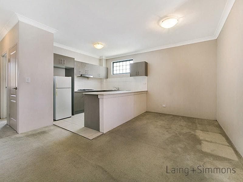 7/80-82 Mountford Avenue, Guildford, Guildford - Thumbnail 3