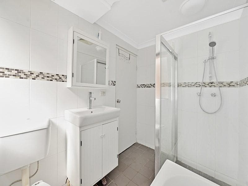 7/28																										South Creek Road
														
								Dee Why, NSW 2099, Bankstown - Thumbnail 4