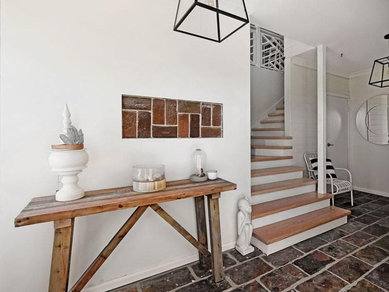 2 Verbena Avenue, Port Macquarie, Port Macquarie - Thumbnail 2