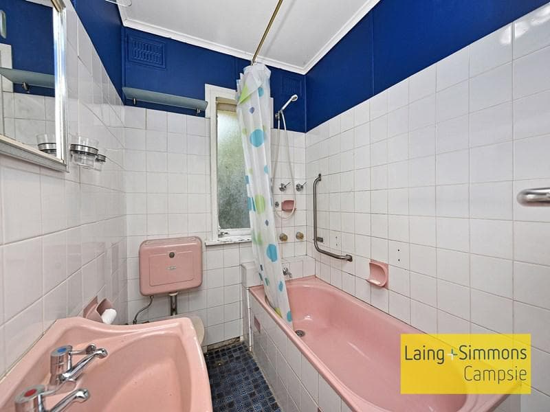 50/2																										Eastbourne Road
														
								Darling Point, NSW 2027, Lurnea - Thumbnail 5