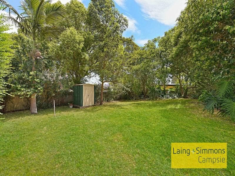 50/2																										Eastbourne Road
														
								Darling Point, NSW 2027, Lurnea - Thumbnail 6