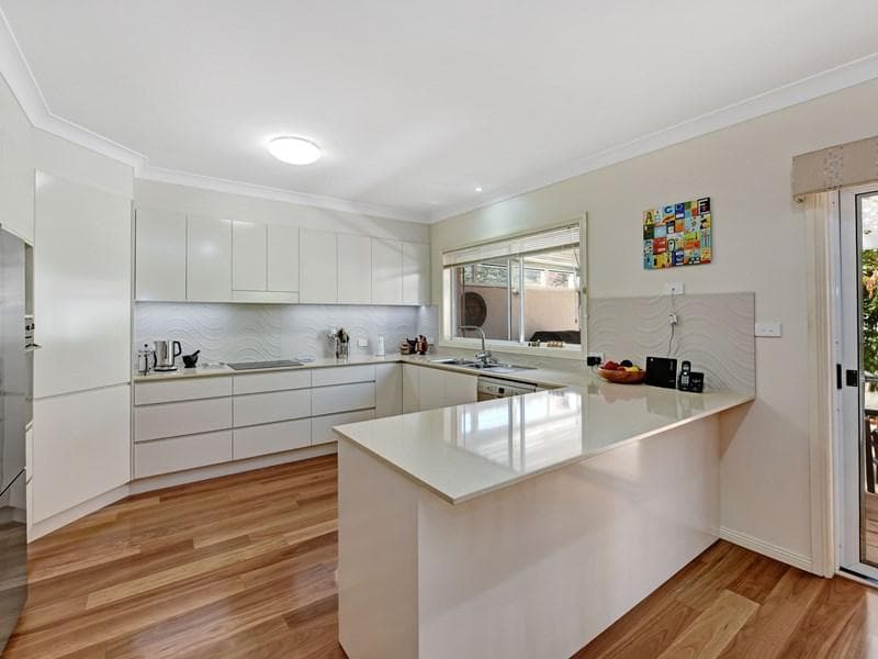 50/2																										Eastbourne Road
														
								Darling Point, NSW 2027, Port Macquarie - Thumbnail 3