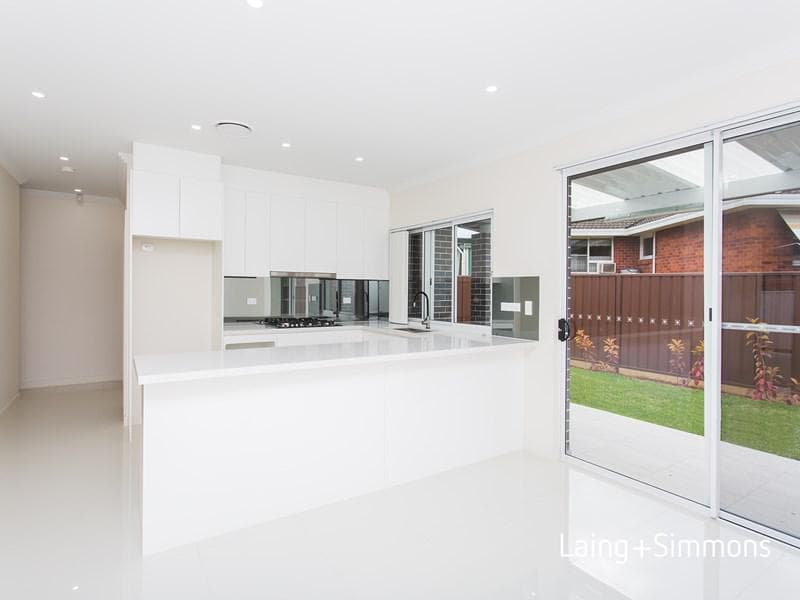 7/28																										South Creek Road
														
								Dee Why, NSW 2099, Merrylands - Thumbnail 2