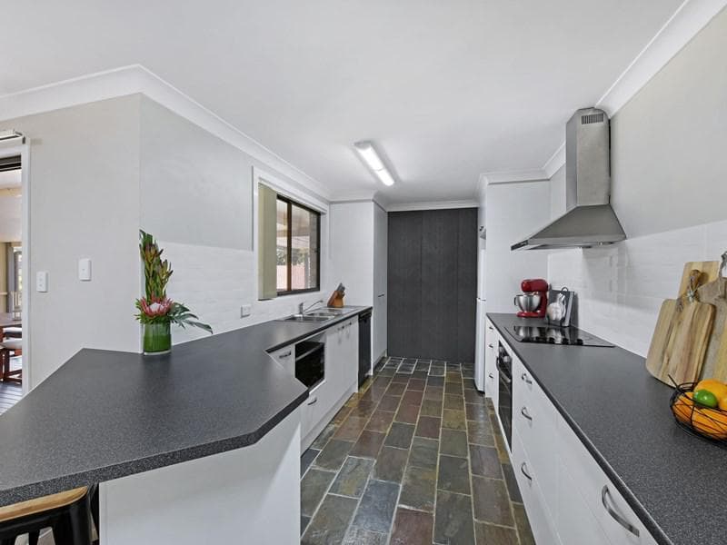 7/28																										South Creek Road
														
								Dee Why, NSW 2099, Port Macquarie - Thumbnail 4