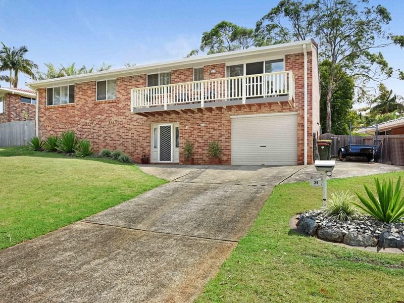 35 Hamlyn Drive, Port Macquarie, Port Macquarie - Thumbnail 2