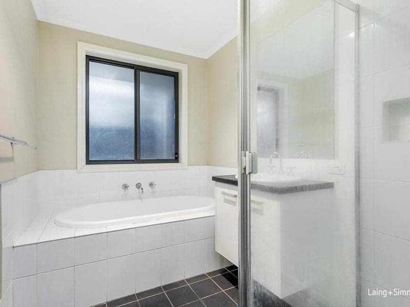 7 Governor Street, Jordan Springs, Jordan Springs - Thumbnail 3