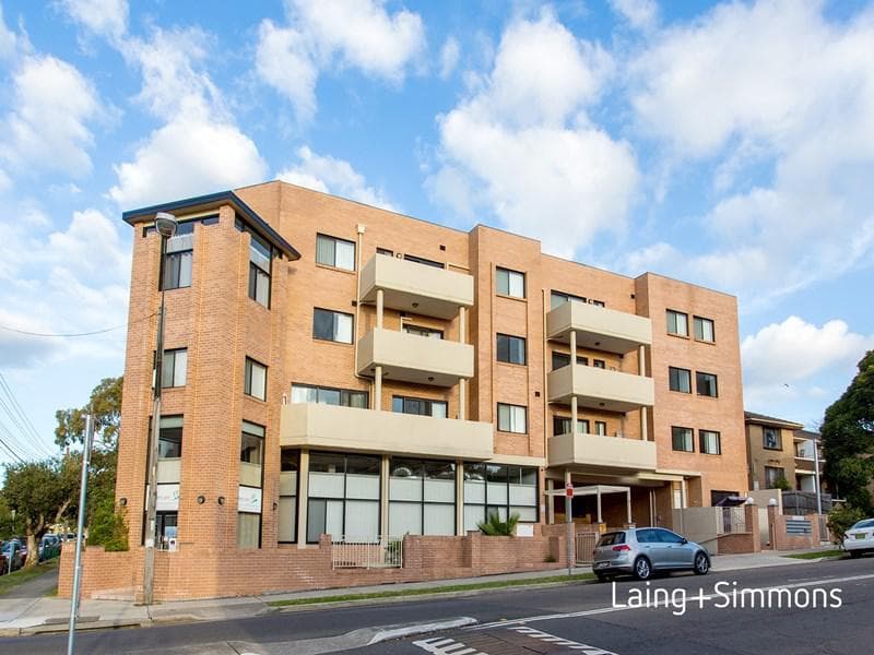 7/20-22 Hall Street, Auburn, Auburn - Image 1