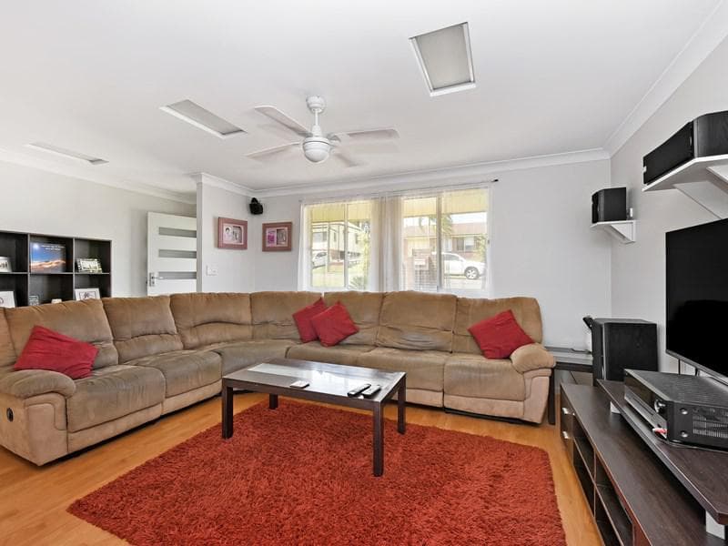 15 Regatta Crescent, Port Macquarie, Port Macquarie - Thumbnail 2
