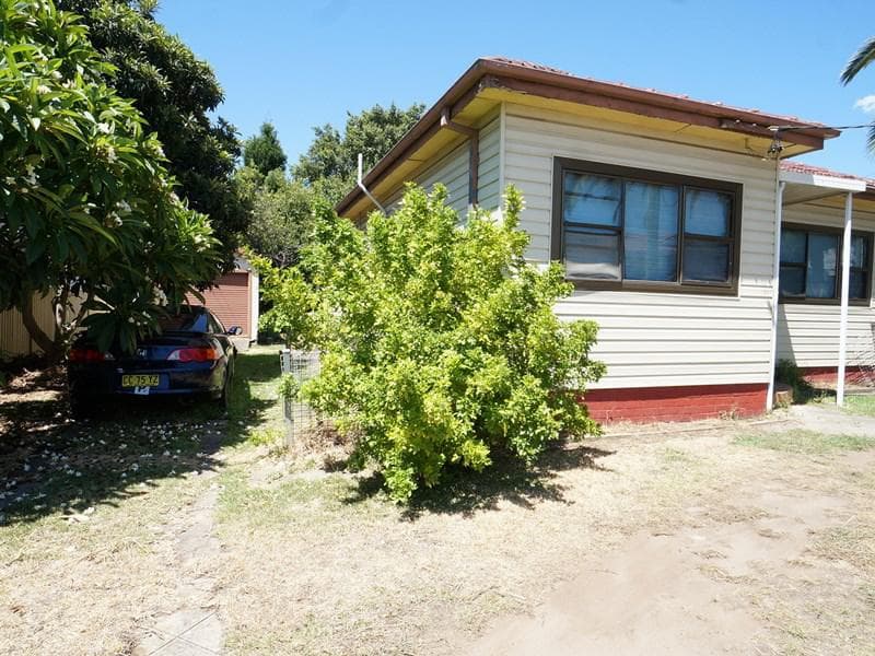 118-120 Kiora St, Canley Heights, Canley Heights - Thumbnail 4