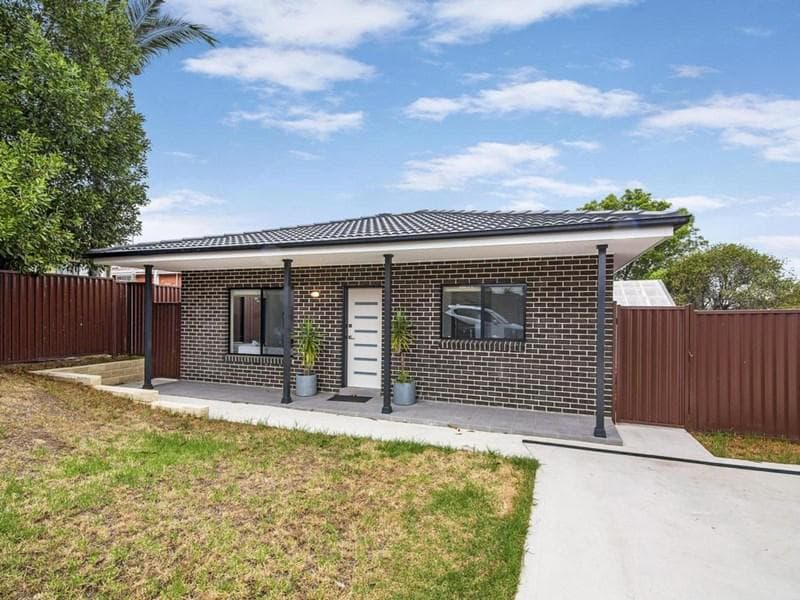 91 & 91a Monfarville Street, St Marys, St Marys - Thumbnail 2
