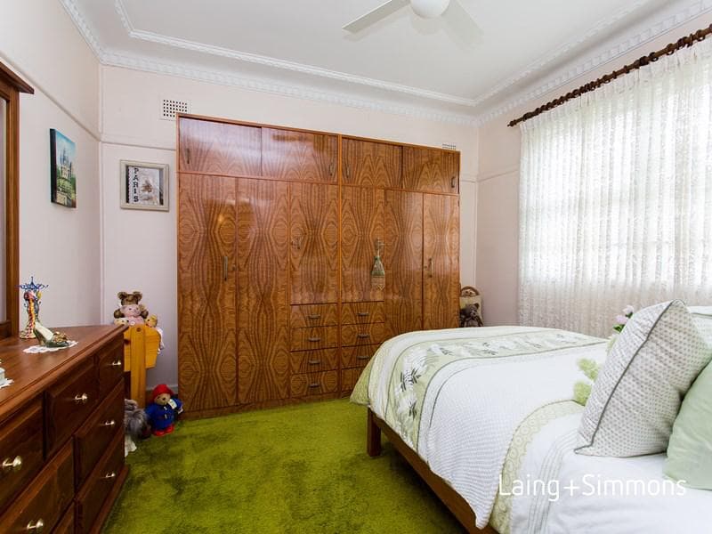 168 Griffiths Avenue, Bankstown, Bankstown - Thumbnail 2