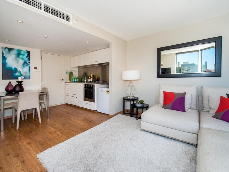 506/2a Elizabeth Bay Road, Elizabeth Bay, Elizabeth Bay - Thumbnail 3