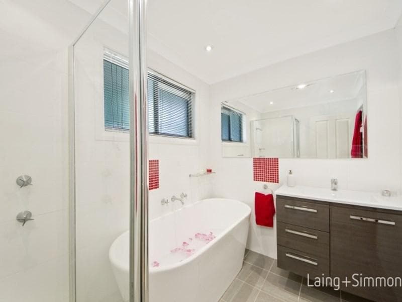39/267-277																										Castlereagh Street
														
								Sydney, NSW 2000, Kings Langley - Thumbnail 8