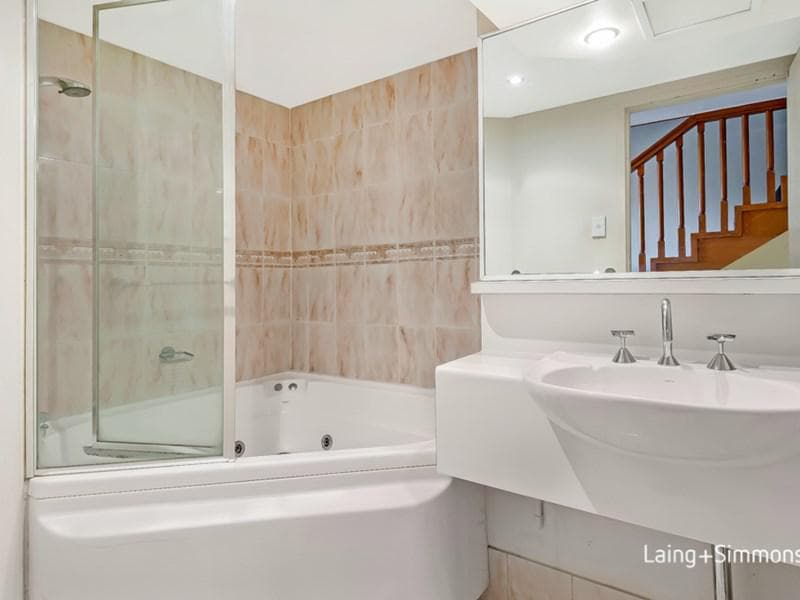 414/2 City View Road, Pennant Hills, Pennant Hills - Thumbnail 5