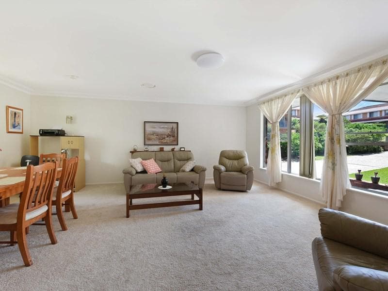 22 Oxley Crescent, Port Macquarie, Port Macquarie - Thumbnail 3