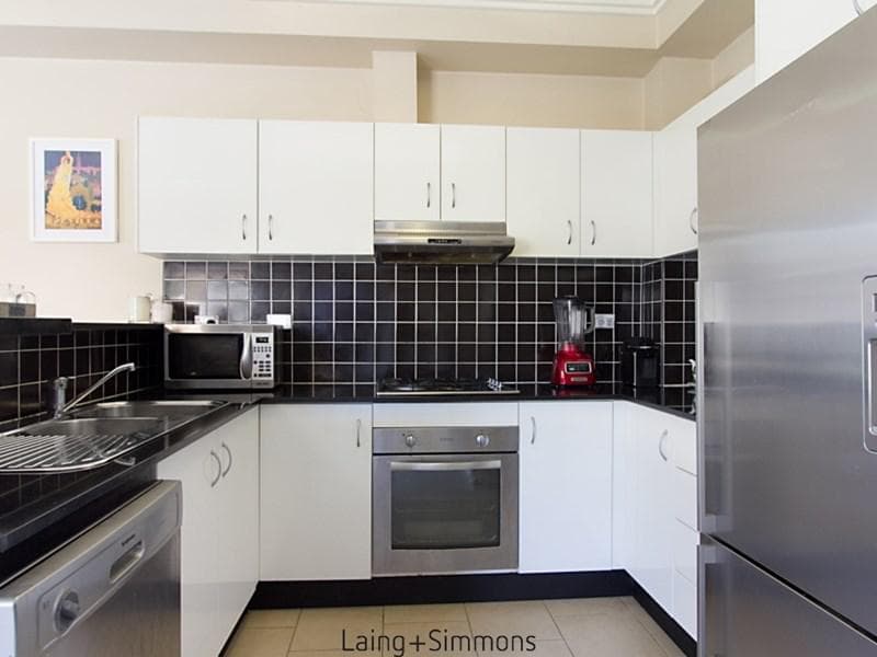 3/70-72 Hampden Rd, South Wentworthville, South Wentworthville - Thumbnail 2