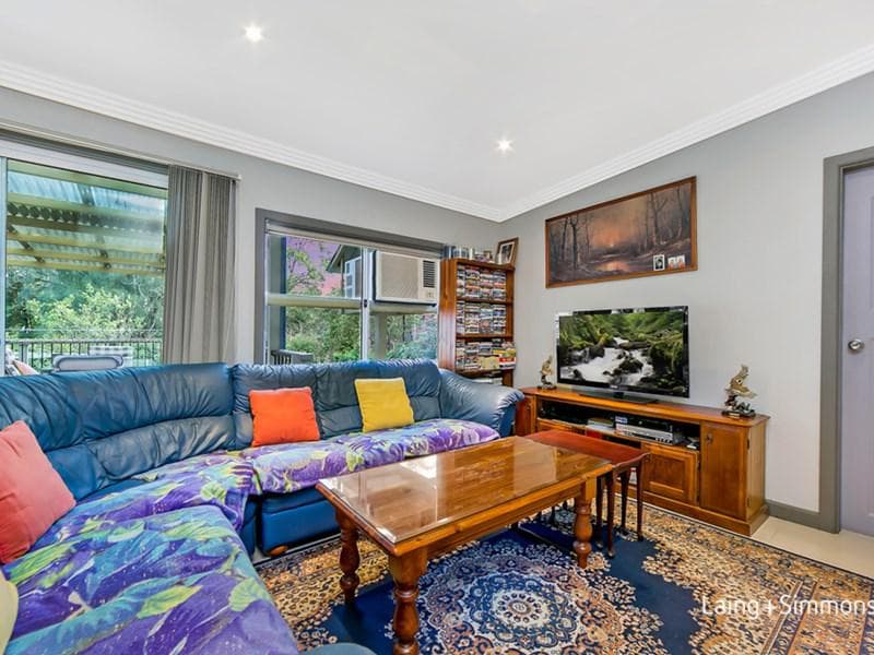 8 Hall Avenue, Thornleigh, Thornleigh - Thumbnail 4