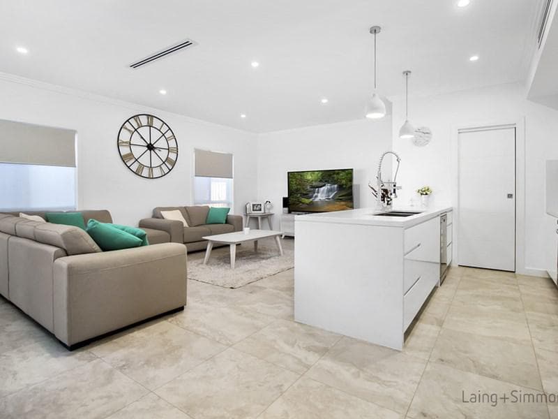 3/164																										Hampden Road
														
								Artarmon, NSW 2064, Middleton Grange - Thumbnail 5