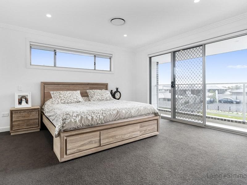 3/164																										Hampden Road
														
								Artarmon, NSW 2064, Middleton Grange - Thumbnail 8