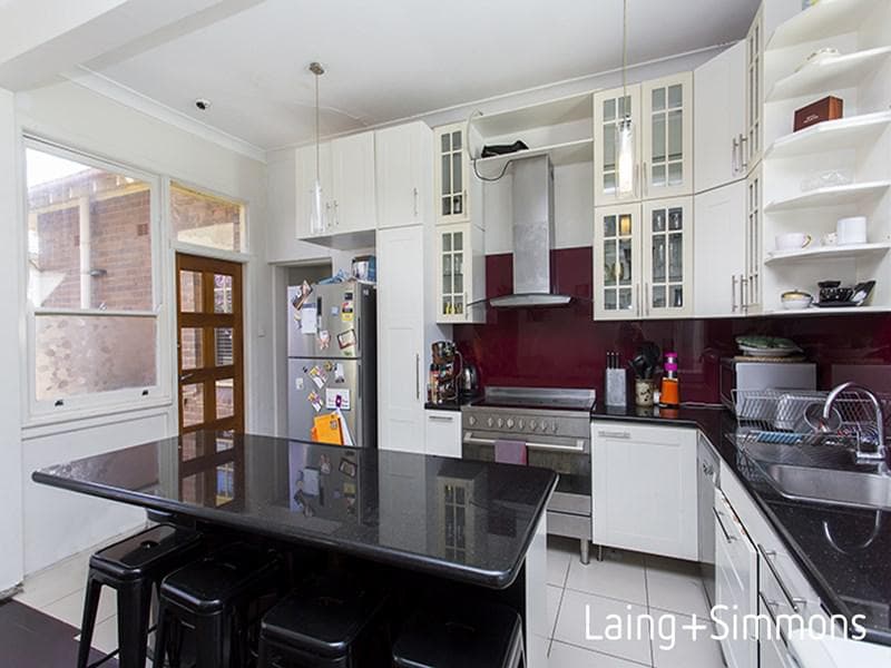 55 Station Street, Guildford, Guildford - Thumbnail 2