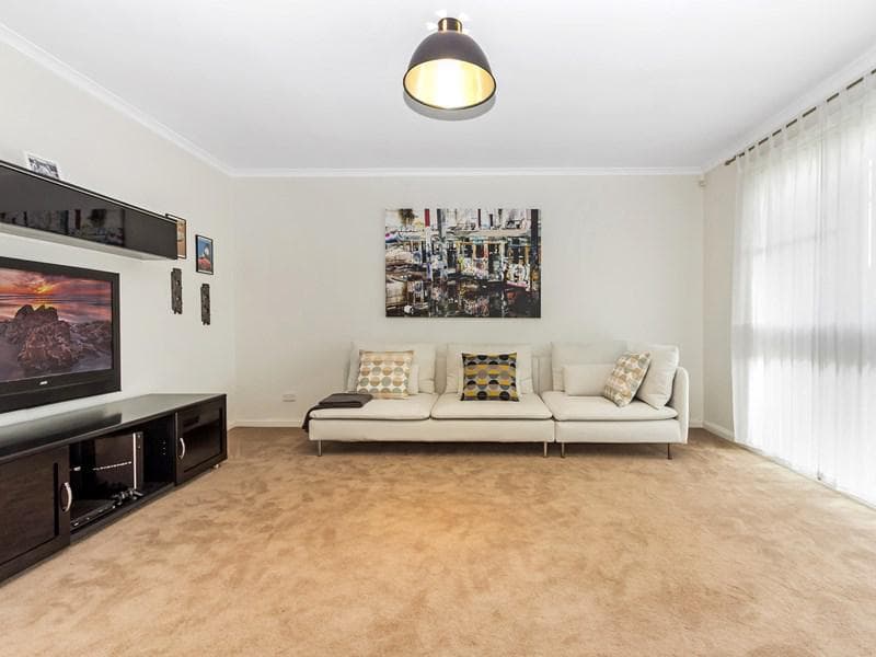 74 Tallagandra Drive,, Quakers Hill, Quakers Hill - Thumbnail 2