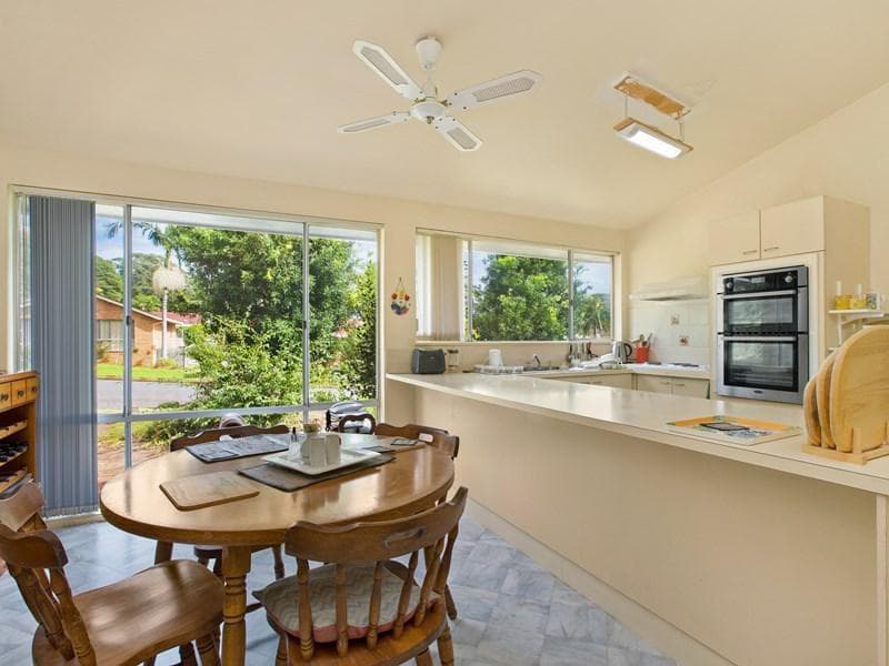 56 Moruya Drive, Port Macquarie, Port Macquarie - Thumbnail 2