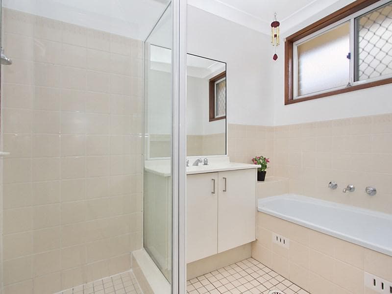 18 Torbert Avenue, Quakers Hill, Quakers Hill - Thumbnail 5