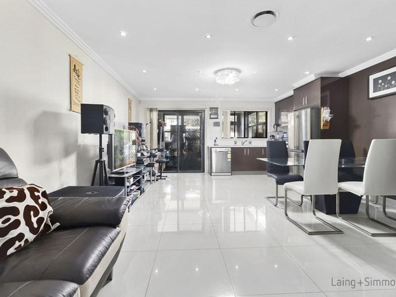 30b Duke Street, Canley Heights, Canley Heights - Thumbnail 3