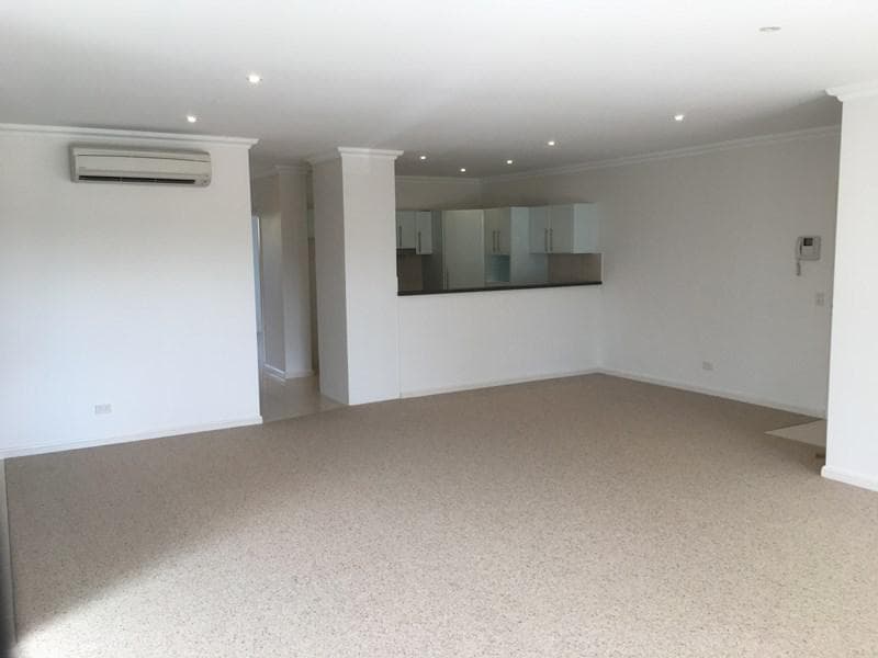 1/14 Waugh Street, Port Macquarie, Port Macquarie - Thumbnail 2
