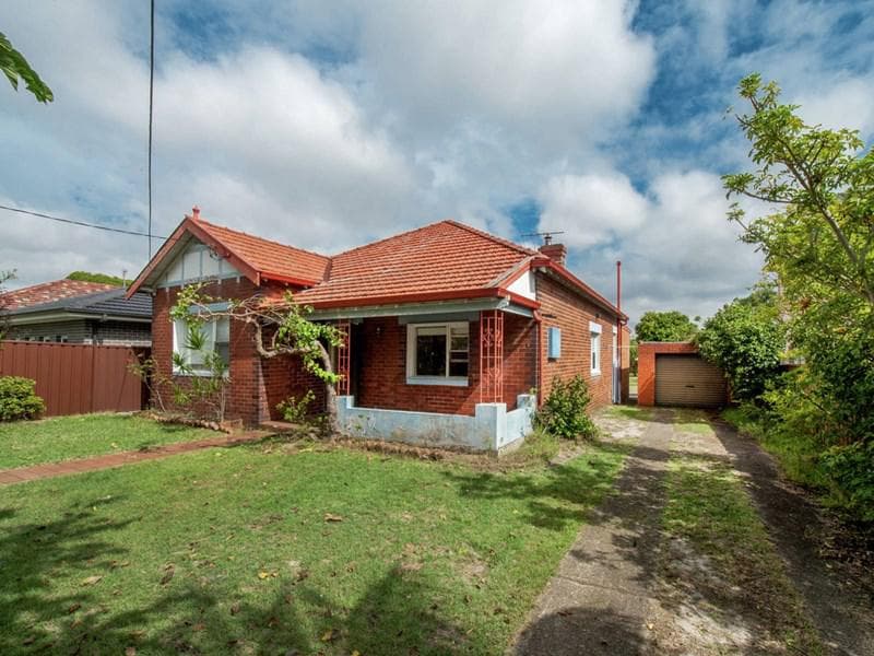24 Moate Avenue, Brighton-le-sands, Brighton-Le-Sands - Image 1