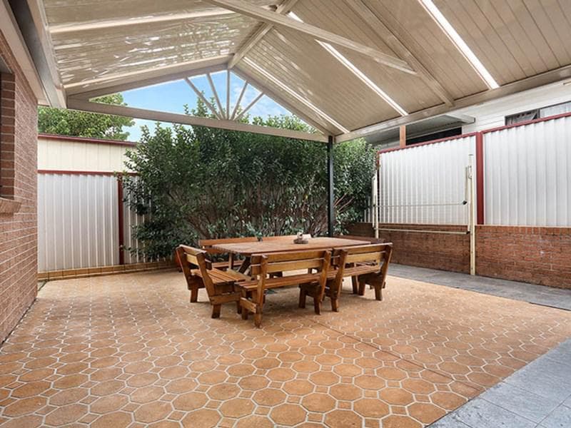 7/23																										Dryden St
														
								Campsie, NSW 2194, Guildford West - Thumbnail 8