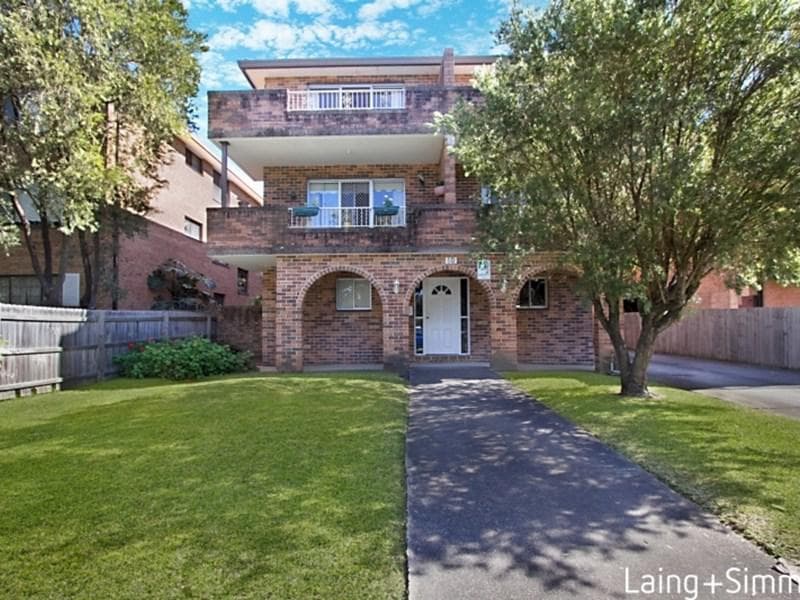 2/10 Park Ave, Westmead, Westmead - Image 1